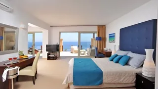 Thalassa Seaside Resort & Suites Santorini