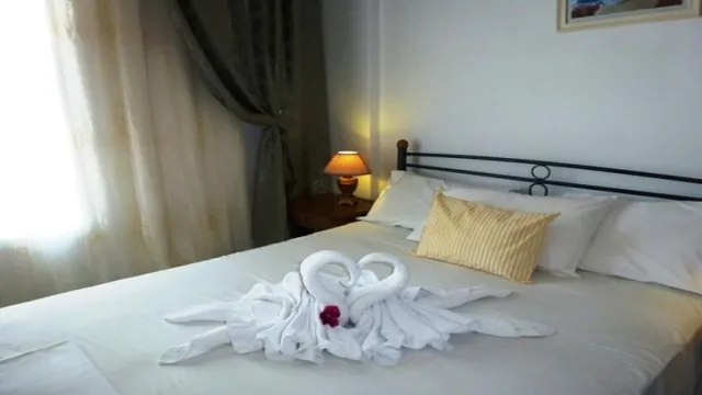 Azalea Studios & Apartments Santorini photo 1