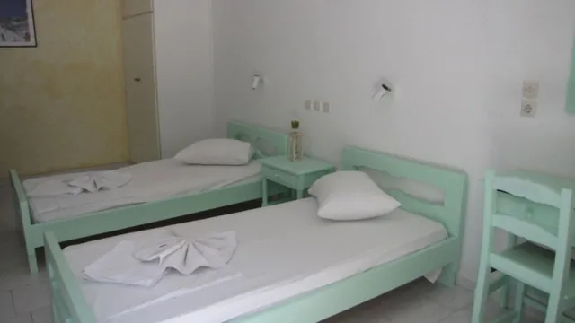 Azalea Studios & Apartments Santorini photo 3
