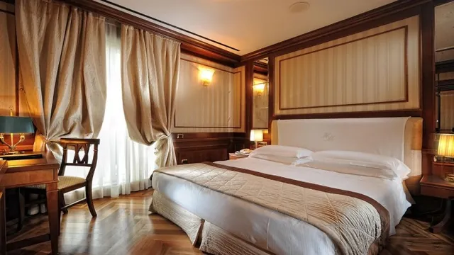 Hotel Manzoni Milan photo 1