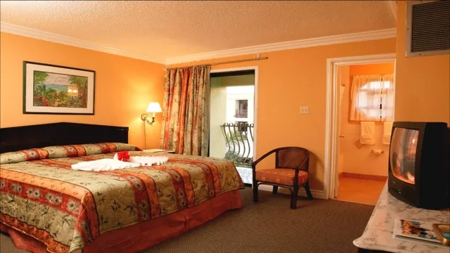The Knutsford Court Hotel Kingston photo 2