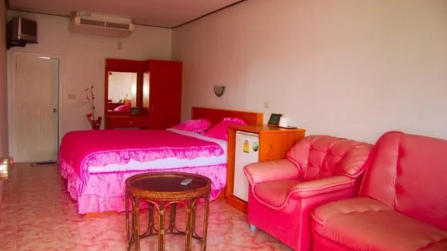 Thai Villa Resort Bang Saphan photo 1
