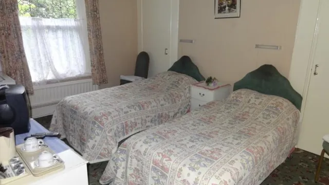 Oak Villa Hotel Leeds photo 1