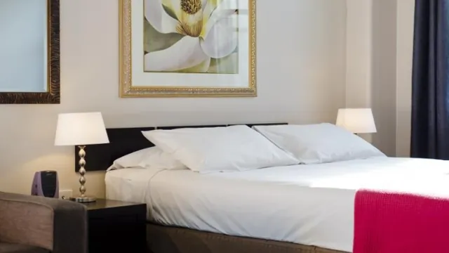Econo Lodge City Square Motel Melbourne photo 2