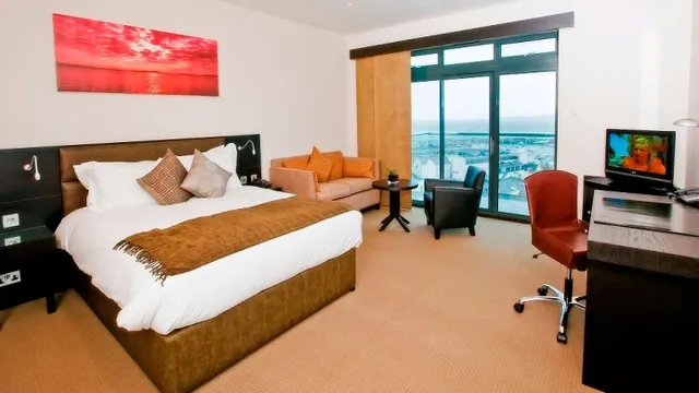 The Yacht Hotel Guernsey photo 1