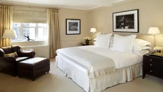 Robins Bay Village & Beach Resort St. Mary