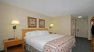 Wyndham Chicago McCormick Hotel