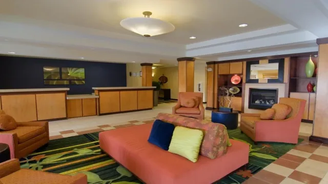 Fairfield Inn & Suites Columbus West photo 2