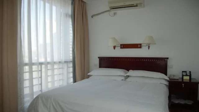 GreenTree Inn Shanghai Nanqiao Middle Renmin Road Express Hotel photo 2