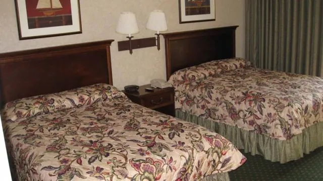Inn at Swan River West Dennis photo 2
