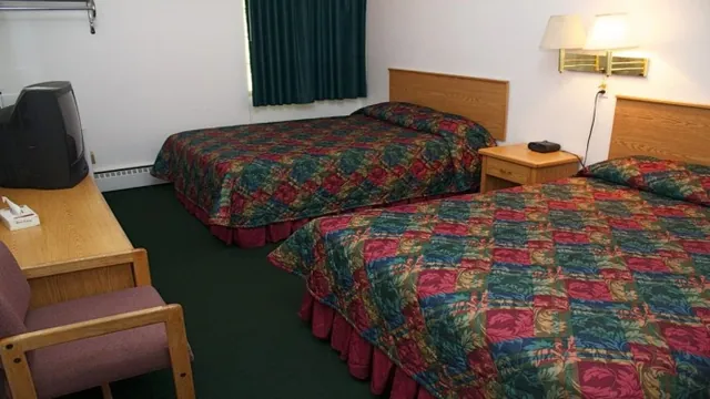 Red Carpet Inn Montrose photo 2