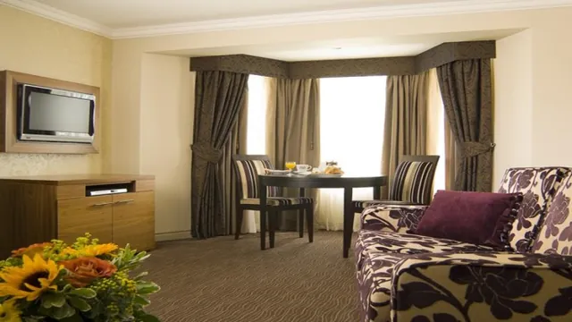 The Regency Bristol Hotel photo 3