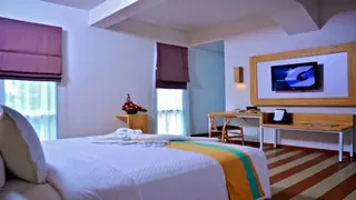 Eazy Suite Legian Hotel Bali