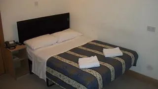 Holland Court Hotel London