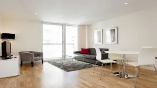 Lanterns Court Serviced Apartments London