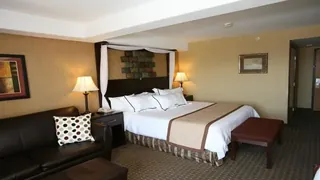 Bay Shores Peninsula Hotel Newport Beach