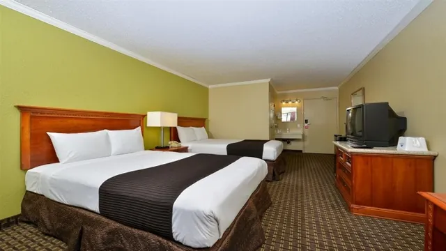 Americas Best Value Inn Hayward, WI photo 1