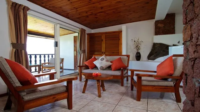 Coco De Mer Hotel & Black Parrot Suites Praslin Island photo 2