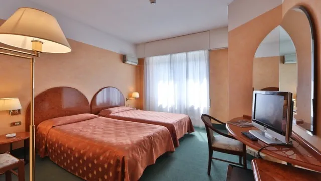 Best Western BorgoLecco Hotel photo 1