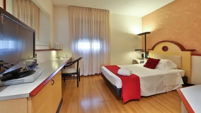 Best Western BorgoLecco Hotel photo 2