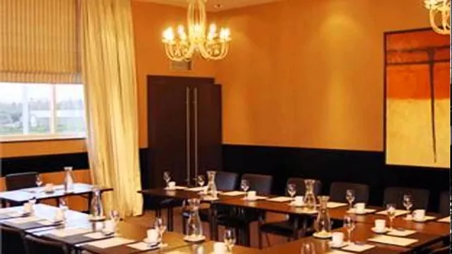 Campanile Hotel Zevenaar - Arnhem photo 2