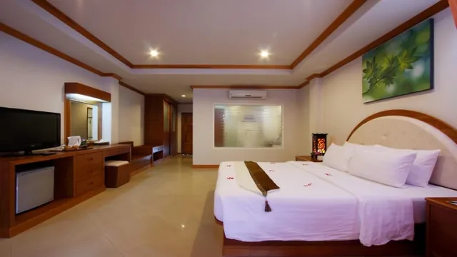 Blue Ocean Beach Resort Phuket photo 2