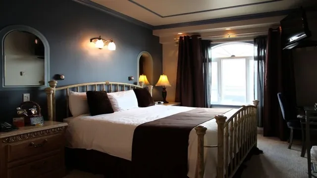 Coast Medicine Hat Hotel photo 2