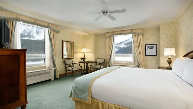Paradise Lodge & Bungalows Lake Louise photo 2