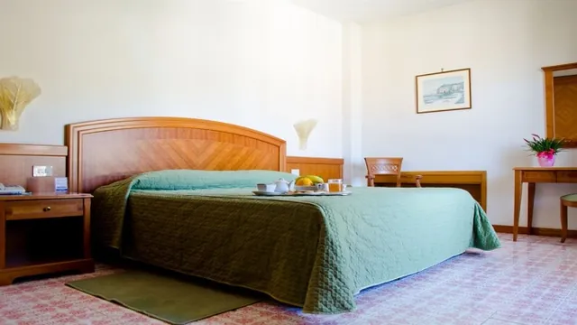 Ascot Hotel Sorrento photo 2