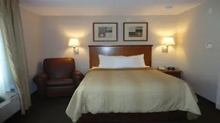 HomeGate Studios & Suites San Antonio Fiesta Park