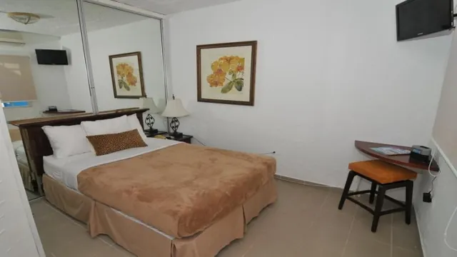Tres Palmas Inn San Juan photo 1