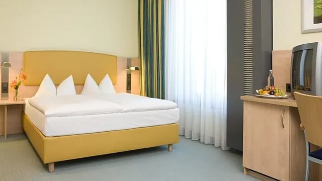 InterCityHotel Hamburg Hauptbahnhof photo 1