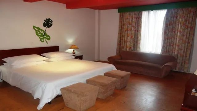 Hotel Nutibara Poblado Suites Medellin photo 2