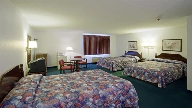 Americas Best Value Inn Holts Summit - Jefferson City photo 2