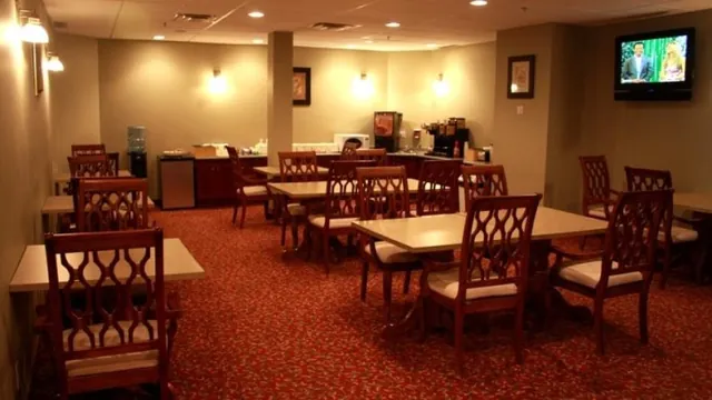 Sawridge Inn Fort McMurray photo 3