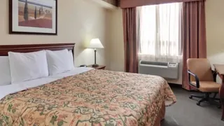 Country Inn & Suites By Carlson Dover, OH
