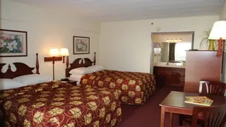 Royal Clipper Inn & Suites Virginia Beach, VA