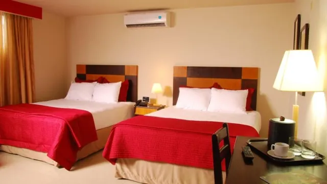 Metro Hotel Panama photo 2