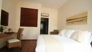 Clarion Suites Narbonne Ile Du Gua Hotel