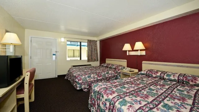 Americas Best Value Inn Battle Creek photo 1