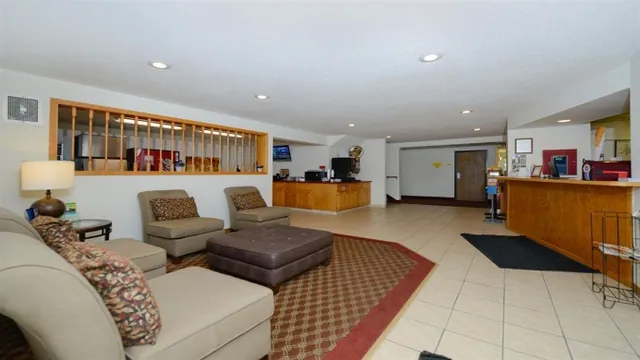 Americas Best Value Inn Battle Creek photo 2