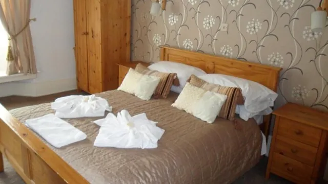 Nethway Hotel Torquay photo 1