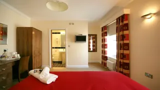 Legends Brighton Hotel