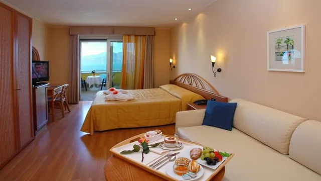 Smeraldo Hotel Sirmione photo 2