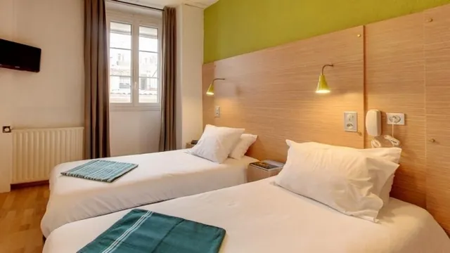 Hotel Kyriad Marseille Centre Paradis Prefecture Marseille photo 2