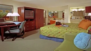 Resorts World Manila Remington Hotel