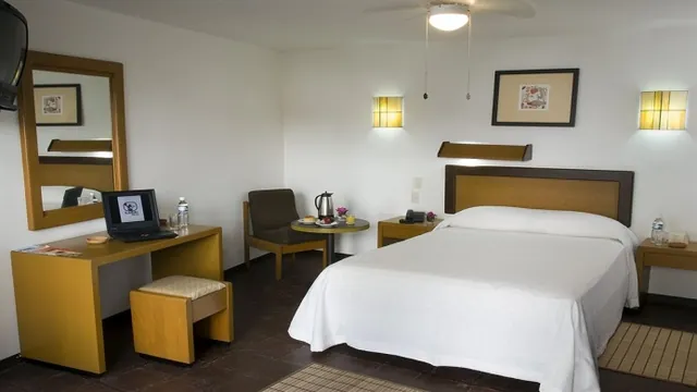 Hotel Ilebal Cuernavaca photo 1