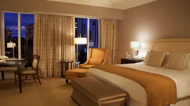 Hotel Suites Ambassador Panama photo 2