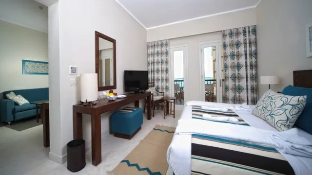 Hotel Suites Ambassador Panama photo 3