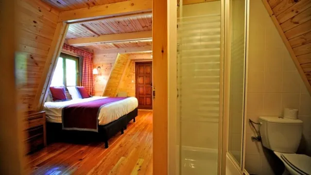L'eau Vive Vresse Sur Semois Bouillon Hotel photo 2